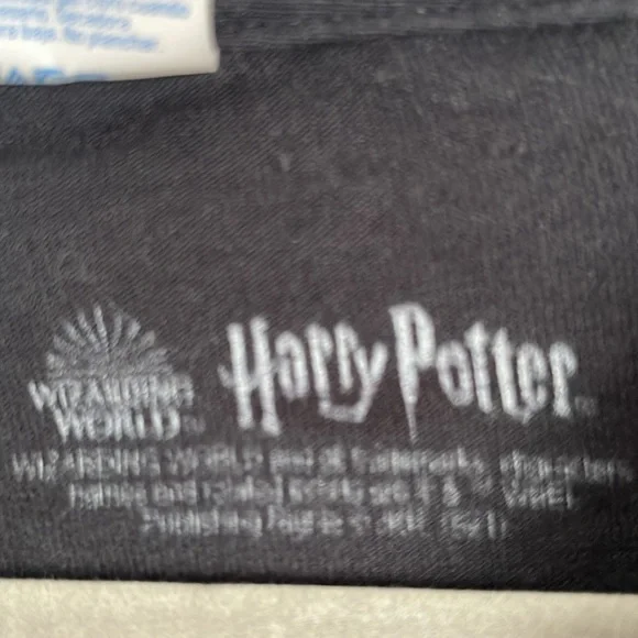 Harry Potter Statement T - Picture 2 of 4